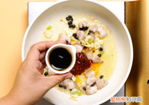 回锅肉有哪些配菜,回锅肉和什么菜炒最好