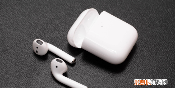 如何使用AirPods，airpods使用方法和技巧
