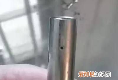 打奶泡机器怎么用 ，奶泡机用法？