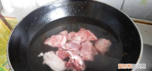 雪莲果排骨汤的做法，雪莲果能煲排骨汤吗