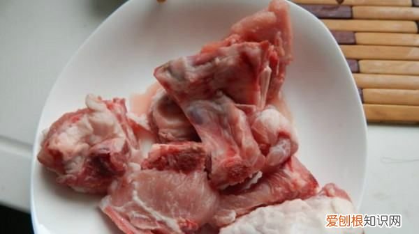 雪莲果排骨汤的做法，雪莲果能煲排骨汤吗