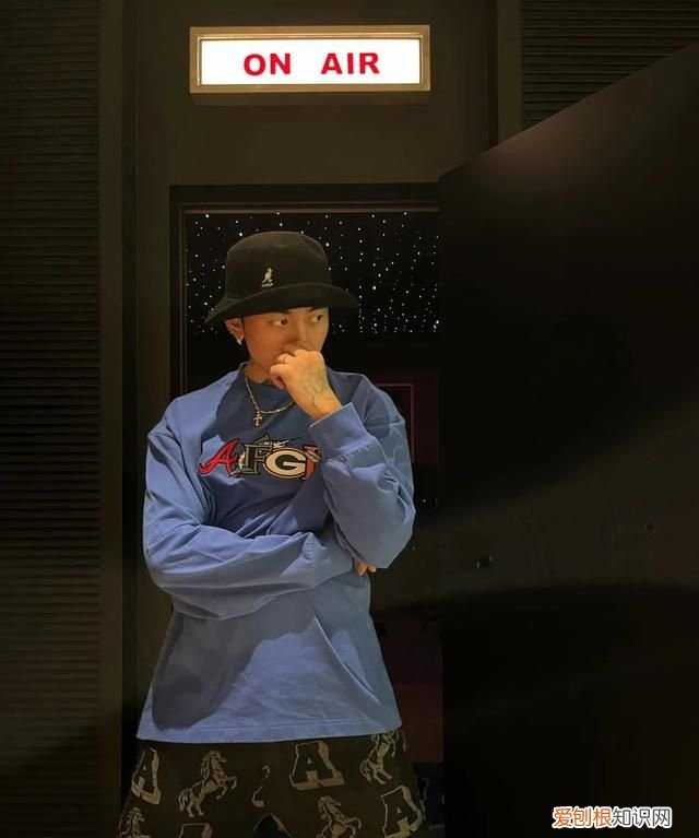 马思唯联名afgk淘宝官网,马思唯afgk成都店衣服粉色