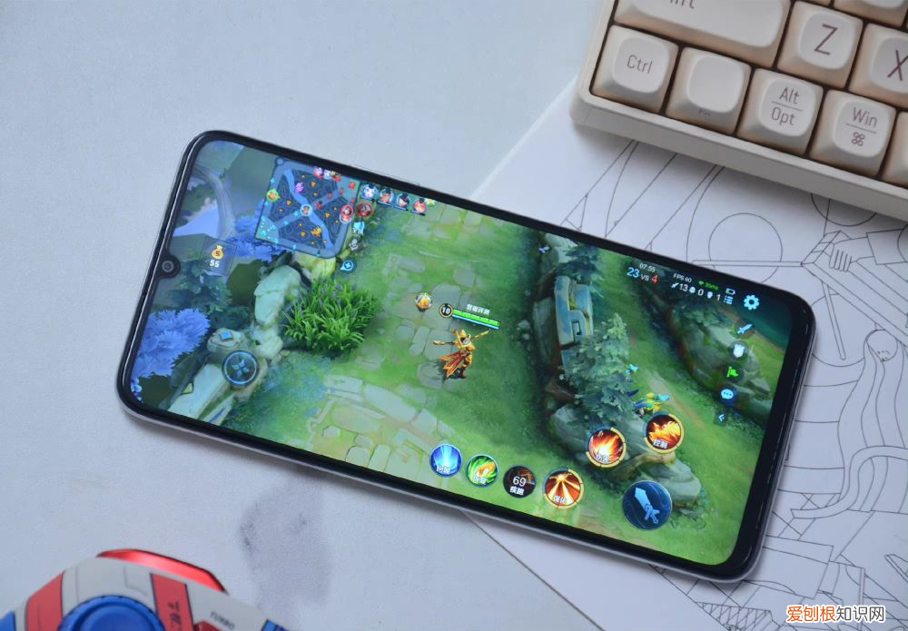 荣耀和realme哪个牌子手机好