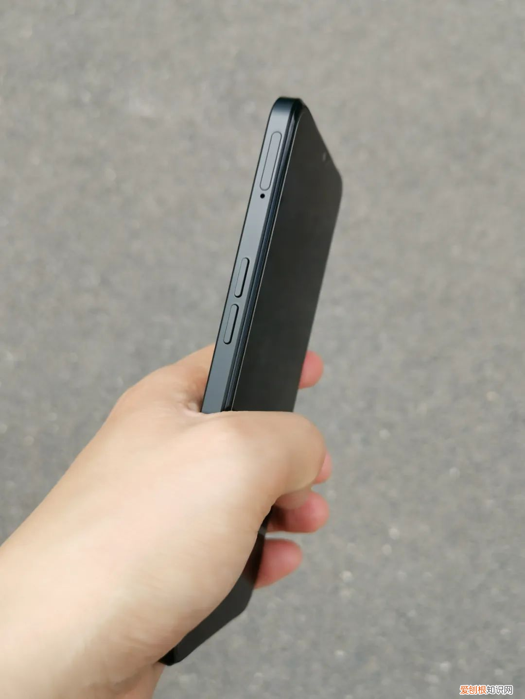 荣耀和realme哪个牌子手机好