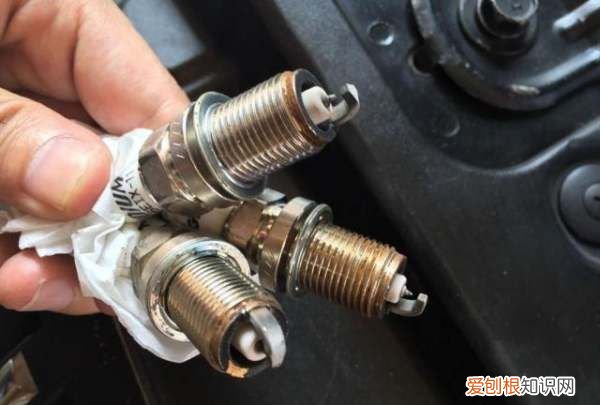 新赛欧汽车火花塞多久换一次，雪佛兰赛欧火花塞多久换一次