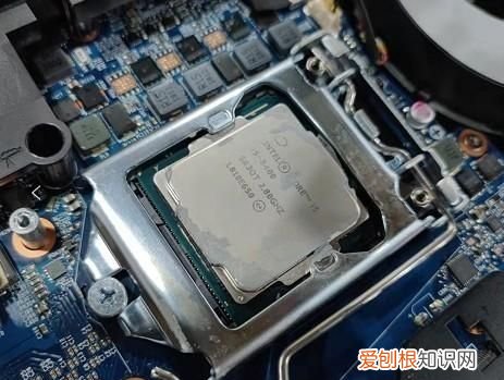 拼多多买笔记本拆快递 拼多多买的笔记本电脑拆解
