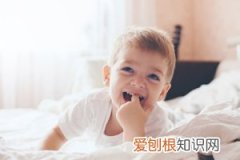 小孩换牙齿一直长不出来怎么办是不是缺钙，小孩换牙齿没长好怎么办？