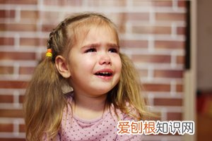 孩子不爱睡枕头好吗为什么,小孩不爱睡枕头怎么办?