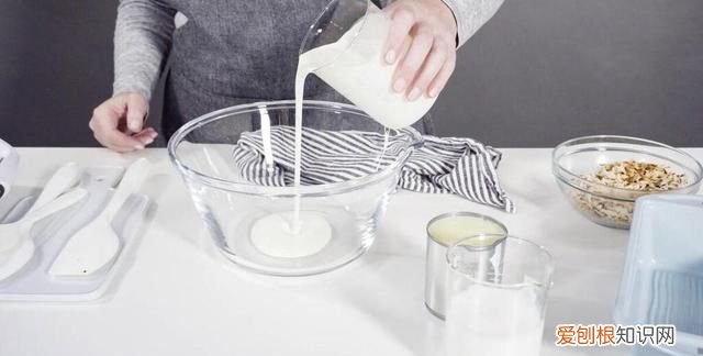 怎么在家制作雪糕又好吃又简单,怎样制作简单又好吃的雪糕全过程