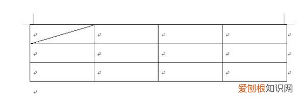 Word表格怎么添加斜线，word表格怎么加斜线添加文字