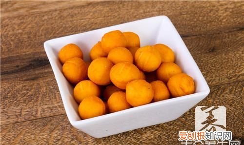 丸子馅儿怎么做才好吃，炸猪肉丸子怎么调馅好吃窍门