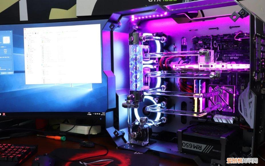 什么是水冷机箱?