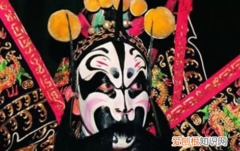 唱花脸是什么意思，豫剧的脸谱与京剧的脸谱有什么不同之处