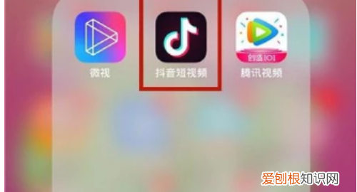 抖音怎么加文字，怎么给抖音加字幕和配音