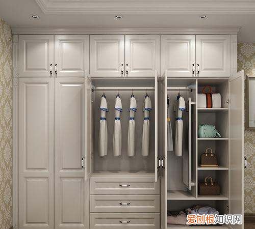 定制衣柜与墙体有缝隙该怎么处理