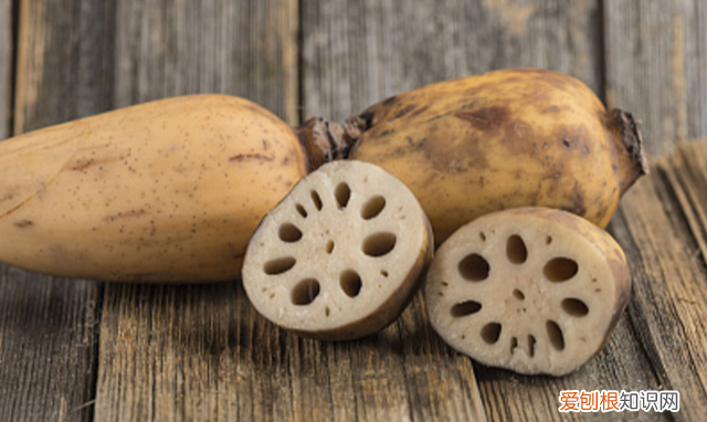 藕片焯水放了白醋怎么藕变黑了,藕片焯水怎么才能不发黑