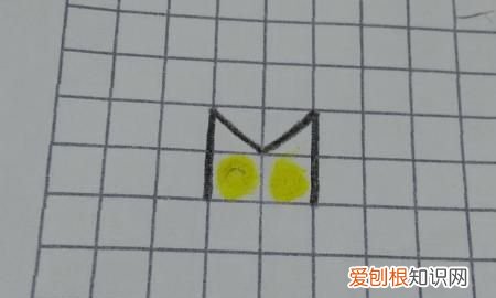 怎么画猫咪,方格纸上怎么画小猫