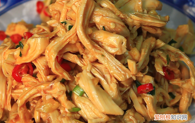 鸡肉用料酒焯水的正确方法,鸡肉焯水用放什么佐料吗