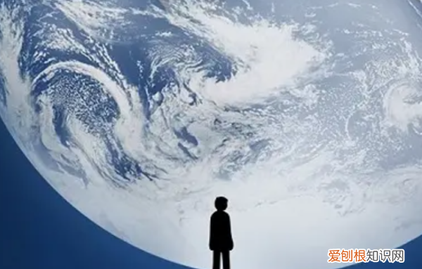 微信看朋友圈的动态对方知道，看别人微信朋友圈对方知道吗