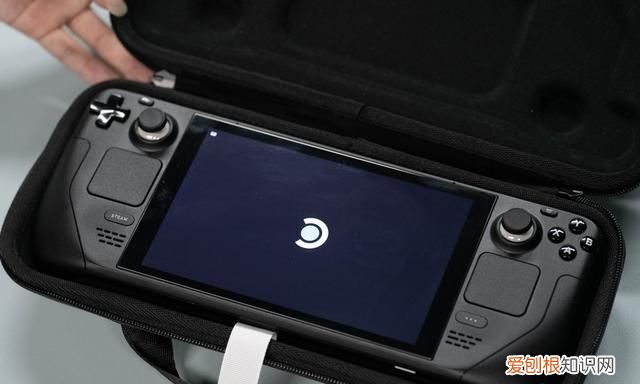 steam deck只能玩steam游戏吗