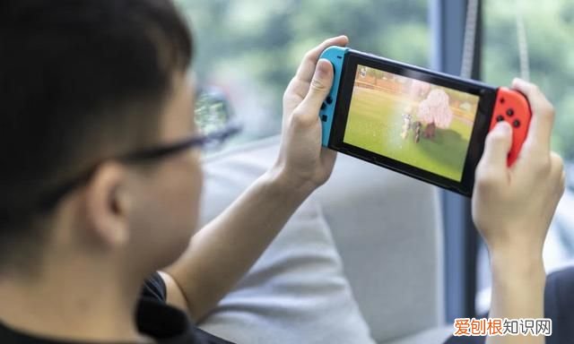 steam deck只能玩steam游戏吗