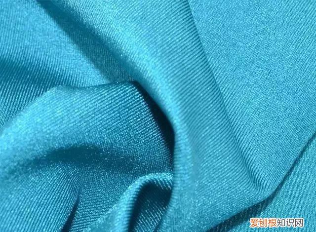 化纤的布料是锦纶好还是涤纶好 化纤的六大纶是啥