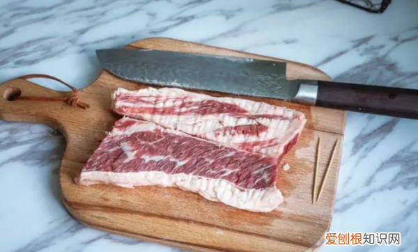 如何做煎牛肉又嫩又软，煎牛排怎么煎好吃又嫩