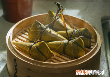 包粽子的糯米需要泡