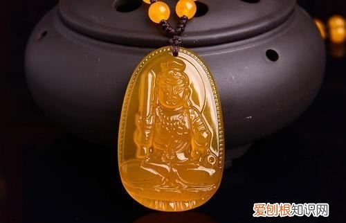 怎么鉴别黄玉髓手串,天然的黄玉髓是什么颜色