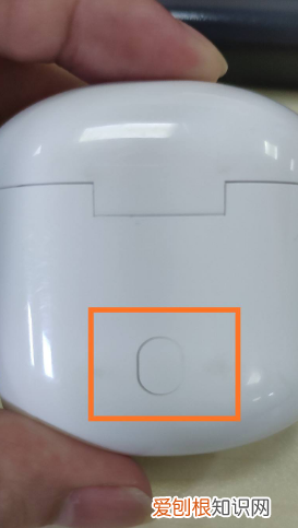 荣耀耳机怎么配对，荣耀蓝牙耳机怎么连接手机