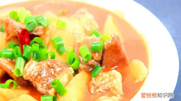 西红柿炖牛肉如何做好吃，西红柿炖牛肉怎么做好吃视频