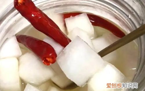 酸萝卜怎么泡又脆又甜视频,泡萝卜怎么做才好吃而且脆酸甜