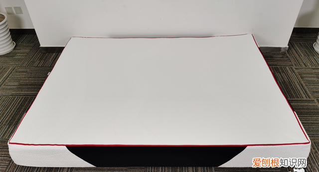 乳胶床垫和记忆棉床垫哪个更舒服