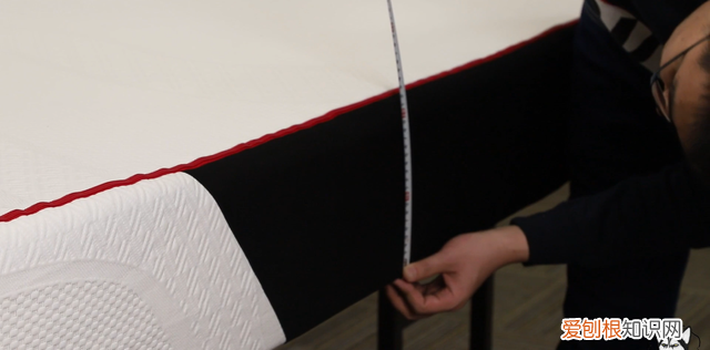 乳胶床垫和记忆棉床垫哪个更舒服