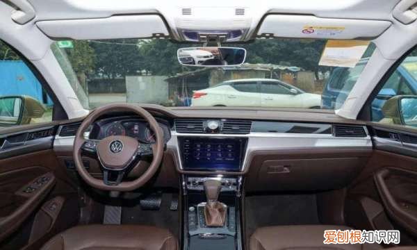 添越和卡宴一个平台,与豪华车同平台的车型