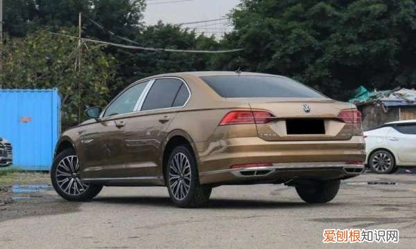 添越和卡宴一个平台,与豪华车同平台的车型