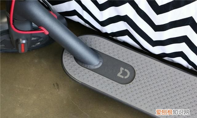 小米米家电动滑板车开箱试玩评测