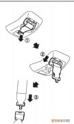 汽车安全带卡扣怎么拆开，楼兰后排中间安全带卡扣怎么解开