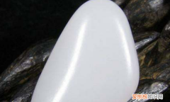 什么是羊脂玉，什么叫羊脂和田玉