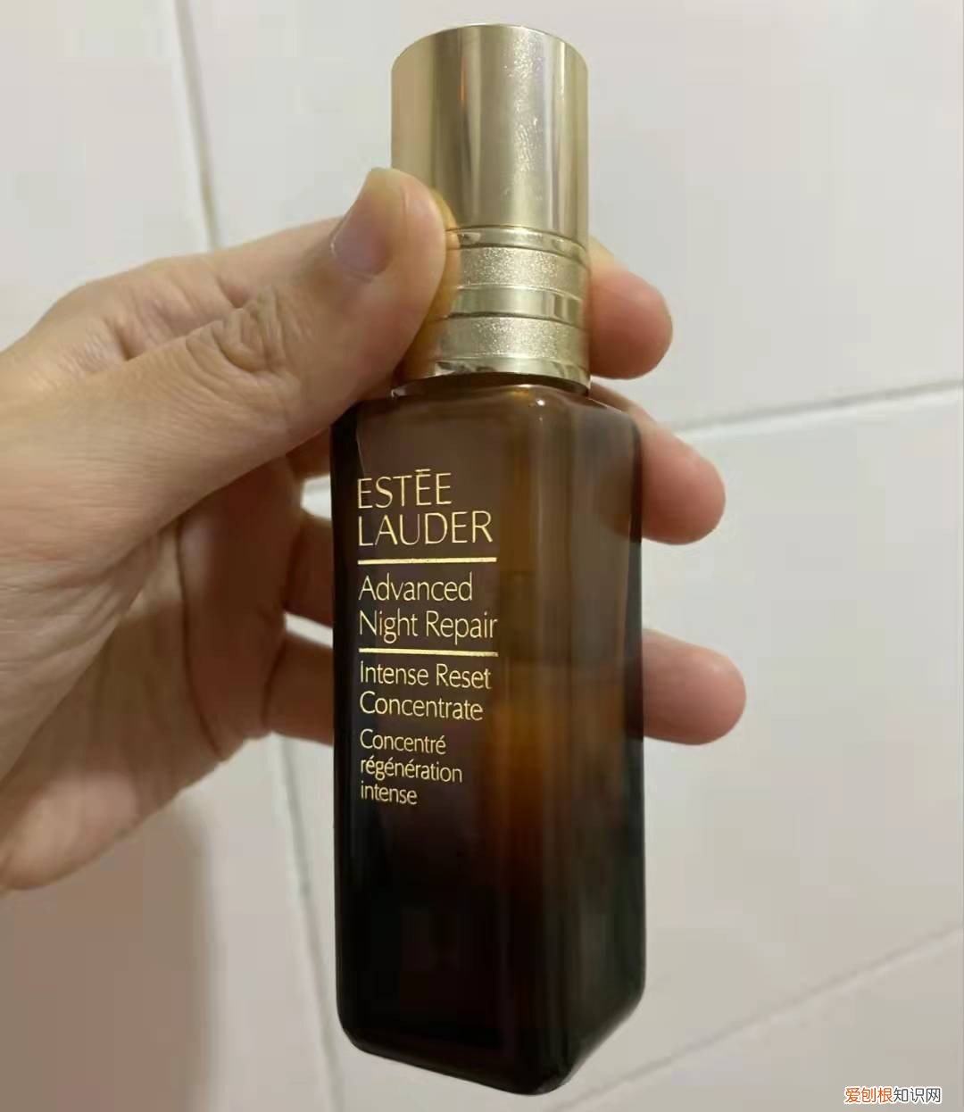 雅诗兰黛精华液好用吗？