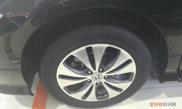 本田艾力绅轮胎噪音怎么处理