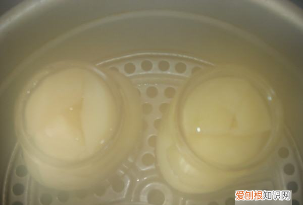 水蜜桃怎么吃才好吃，水蜜桃怎么吃 这样吃更好看