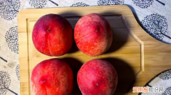 水蜜桃怎么吃才好吃，水蜜桃怎么吃 这样吃更好看