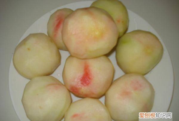 水蜜桃怎么吃才好吃，水蜜桃怎么吃 这样吃更好看