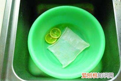 白色的衣服隔年变黄了怎么处理,白色衣服放一年变黄了怎么处理