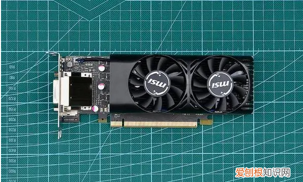 闪屏是什么原因,手机闪屏是怎么回事