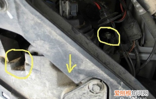 马自达3近光灯怎么调高低，汽车近光灯怎么调高低视频