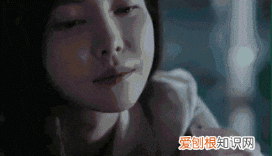 一首体面让我觉得爱情如此的可贵