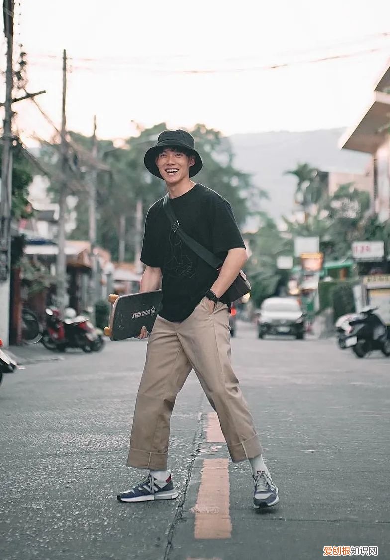 矮个子男生帽子搭配?