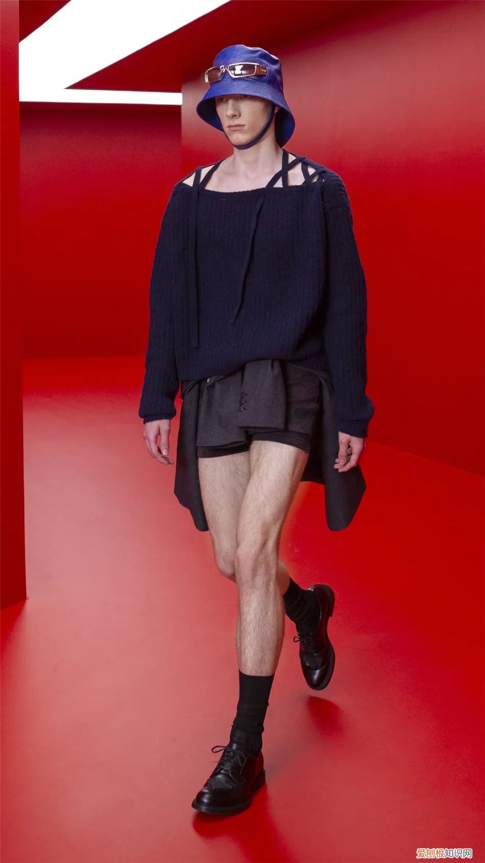 矮个子男生帽子搭配?